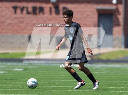 Thumbnail 1 in Palestine vs. Panther Creek (UIL 4A Regional Semifinal Playoff) photogallery.