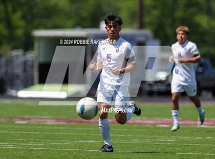 Thumbnail 3 in Palestine vs. Panther Creek (UIL 4A Regional Semifinal Playoff) photogallery.