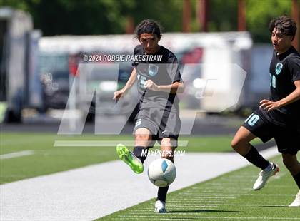 Thumbnail 1 in Palestine vs. Panther Creek (UIL 4A Regional Semifinal Playoff) photogallery.