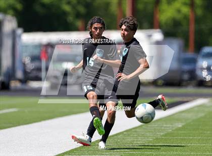 Thumbnail 2 in Palestine vs. Panther Creek (UIL 4A Regional Semifinal Playoff) photogallery.