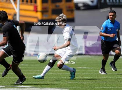 Thumbnail 1 in Palestine vs. Panther Creek (UIL 4A Regional Semifinal Playoff) photogallery.