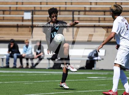 Thumbnail 3 in Palestine vs. Panther Creek (UIL 4A Regional Semifinal Playoff) photogallery.