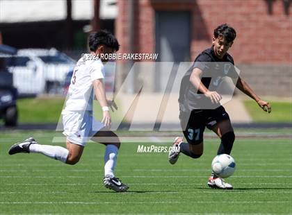 Thumbnail 2 in Palestine vs. Panther Creek (UIL 4A Regional Semifinal Playoff) photogallery.