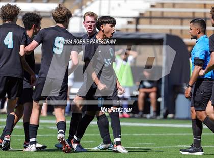 Thumbnail 2 in Palestine vs. Panther Creek (UIL 4A Regional Semifinal Playoff) photogallery.