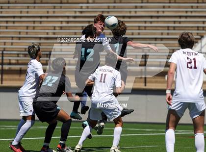 Thumbnail 2 in Palestine vs. Panther Creek (UIL 4A Regional Semifinal Playoff) photogallery.