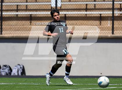 Thumbnail 1 in Palestine vs. Panther Creek (UIL 4A Regional Semifinal Playoff) photogallery.