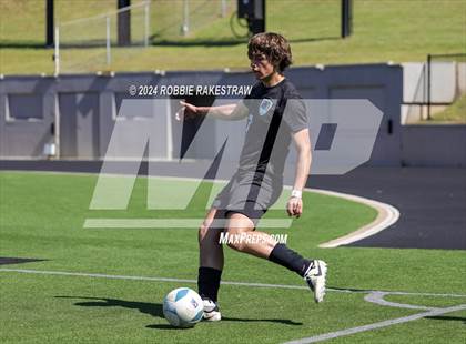 Thumbnail 3 in Palestine vs. Panther Creek (UIL 4A Regional Semifinal Playoff) photogallery.