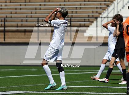 Thumbnail 3 in Palestine vs. Panther Creek (UIL 4A Regional Semifinal Playoff) photogallery.