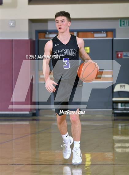 Thumbnail 2 in Capistrano Valley vs. Kamiak (Rancho Mirage Holiday Invitational) photogallery.