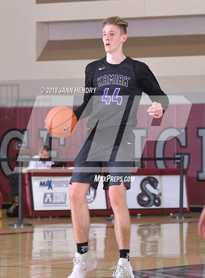 Thumbnail 1 in Capistrano Valley vs. Kamiak (Rancho Mirage Holiday Invitational) photogallery.
