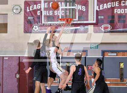 Thumbnail 3 in Capistrano Valley vs. Kamiak (Rancho Mirage Holiday Invitational) photogallery.