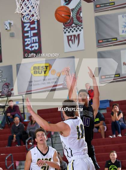 Thumbnail 3 in Capistrano Valley vs. Kamiak (Rancho Mirage Holiday Invitational) photogallery.