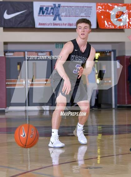 Thumbnail 2 in Capistrano Valley vs. Kamiak (Rancho Mirage Holiday Invitational) photogallery.