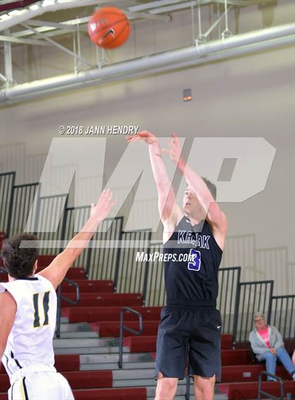 Thumbnail 3 in Capistrano Valley vs. Kamiak (Rancho Mirage Holiday Invitational) photogallery.