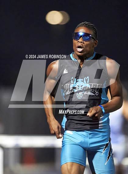 Thumbnail 2 in FHSAA 4A Region 1 (400 Meter Hurdles) photogallery.