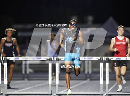 Thumbnail 3 in FHSAA 4A Region 1 (400 Meter Hurdles) photogallery.