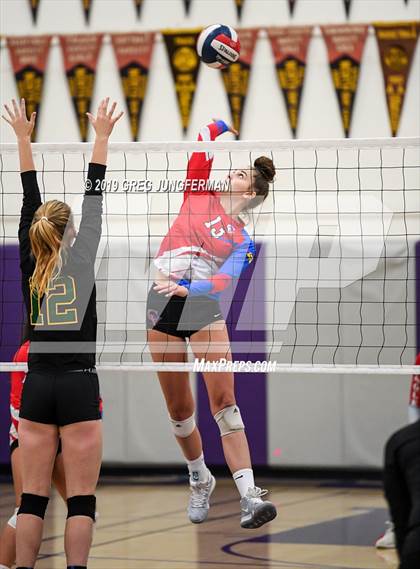 Thumbnail 1 in Maria Carrillo vs. Clayton Valley Charter photogallery.