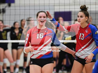Thumbnail 3 in Maria Carrillo vs. Clayton Valley Charter photogallery.