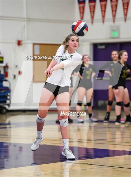 Thumbnail 2 in Maria Carrillo vs. Clayton Valley Charter photogallery.