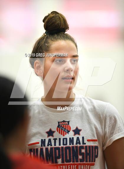 Thumbnail 1 in Maria Carrillo vs. Clayton Valley Charter photogallery.