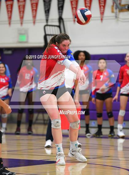 Thumbnail 3 in Maria Carrillo vs. Clayton Valley Charter photogallery.