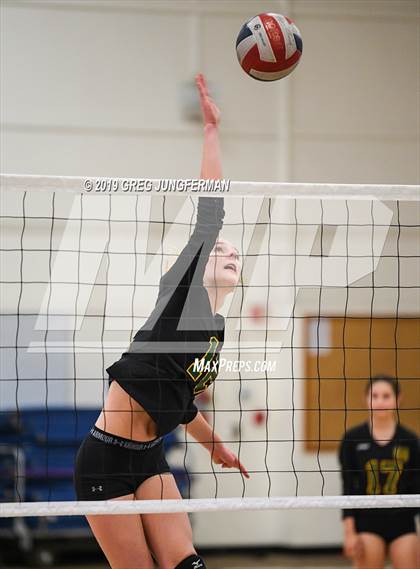 Thumbnail 3 in Maria Carrillo vs. Clayton Valley Charter photogallery.