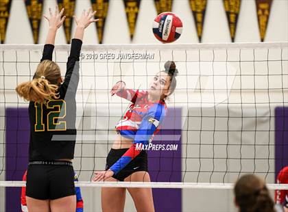 Thumbnail 2 in Maria Carrillo vs. Clayton Valley Charter photogallery.