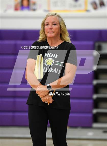 Thumbnail 3 in Maria Carrillo vs. Clayton Valley Charter photogallery.