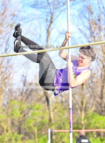 Thumbnail 1 in Yorktown Triangular (Pole Vault) photogallery.