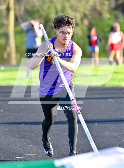 Thumbnail 2 in Yorktown Triangular (Pole Vault) photogallery.