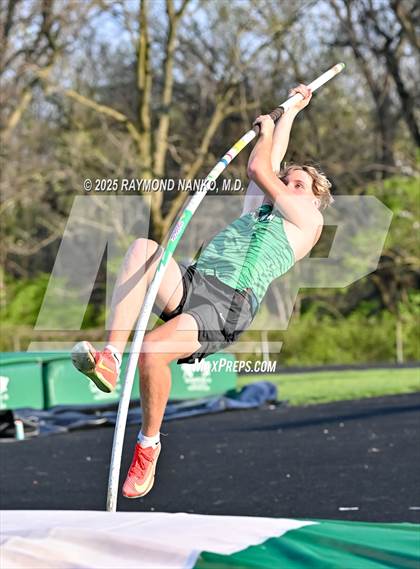 Thumbnail 2 in Yorktown Triangular (Pole Vault) photogallery.