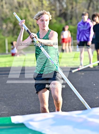Thumbnail 1 in Yorktown Triangular (Pole Vault) photogallery.