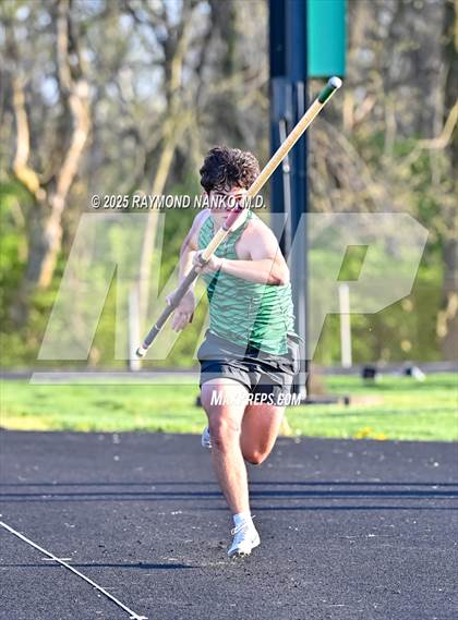 Thumbnail 1 in Yorktown Triangular (Pole Vault) photogallery.