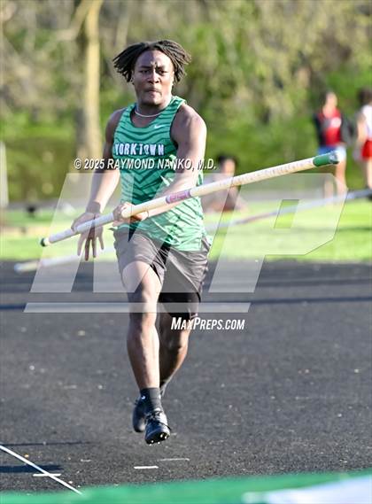 Thumbnail 1 in Yorktown Triangular (Pole Vault) photogallery.