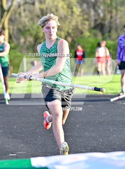 Thumbnail 3 in Yorktown Triangular (Pole Vault) photogallery.