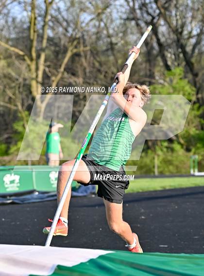 Thumbnail 3 in Yorktown Triangular (Pole Vault) photogallery.