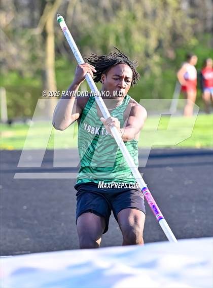 Thumbnail 2 in Yorktown Triangular (Pole Vault) photogallery.