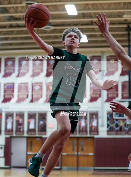 Thumbnail 3 in Zionsville @ Brebeuf Jesuit Preparatory photogallery.