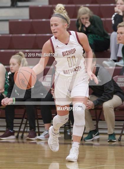 Thumbnail 1 in Seton vs. Bishop Watterson (Bishop Watterson Christmas Classic) photogallery.