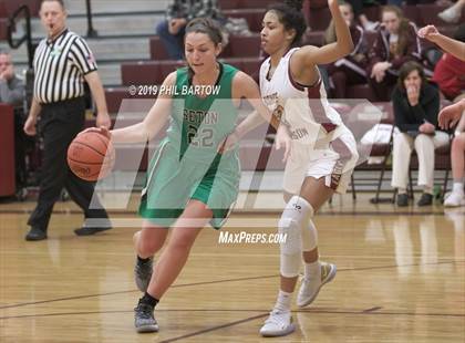 Thumbnail 1 in Seton vs. Bishop Watterson (Bishop Watterson Christmas Classic) photogallery.
