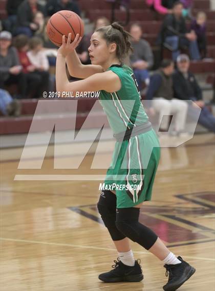 Thumbnail 1 in Seton vs. Bishop Watterson (Bishop Watterson Christmas Classic) photogallery.