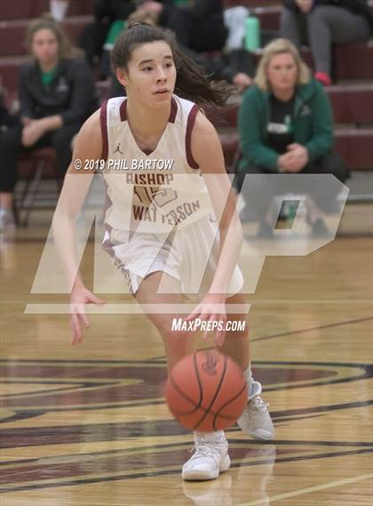 Thumbnail 1 in Seton vs. Bishop Watterson (Bishop Watterson Christmas Classic) photogallery.