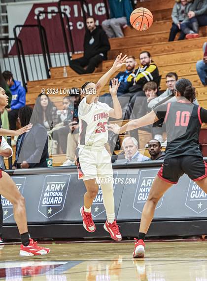 Thumbnail 1 in Etiwanda vs. Sidwell Friends (Spalding Hoophall Classic) photogallery.