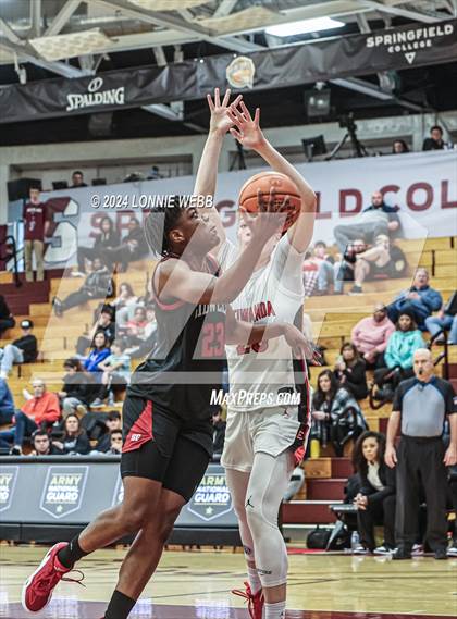Thumbnail 3 in Etiwanda vs. Sidwell Friends (Spalding Hoophall Classic) photogallery.