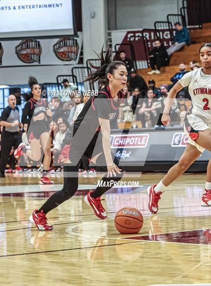 Thumbnail 3 in Etiwanda vs. Sidwell Friends (Spalding Hoophall Classic) photogallery.
