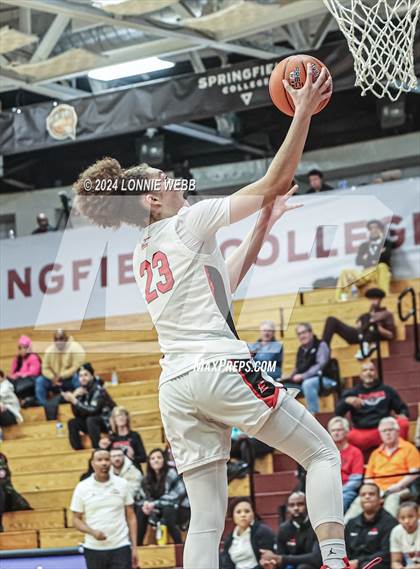 Thumbnail 1 in Etiwanda vs. Sidwell Friends (Spalding Hoophall Classic) photogallery.