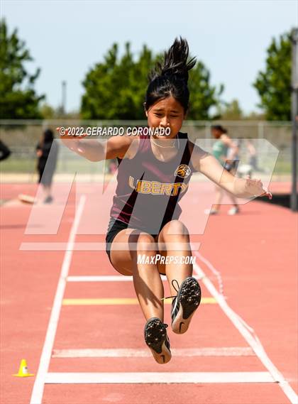 Thumbnail 3 in Mustang Invitational photogallery.