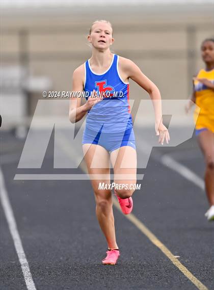 Thumbnail 2 in IHSAA Delta Sectionals (200 Meter)  photogallery.