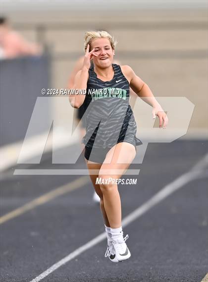 Thumbnail 3 in IHSAA Delta Sectionals (200 Meter)  photogallery.