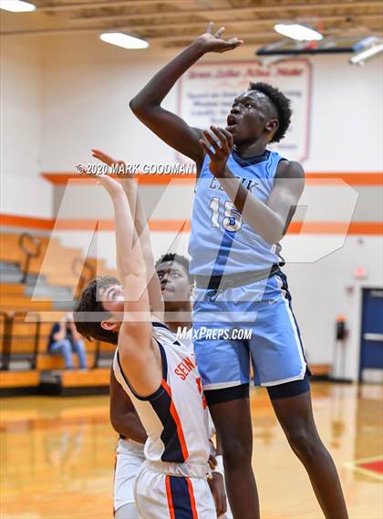 Thumbnail 2 in Alief Elsik @ Seven Lakes photogallery.